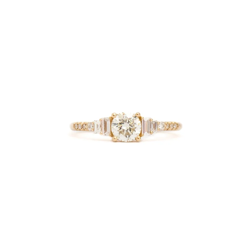 Diamond Scherzo Ring