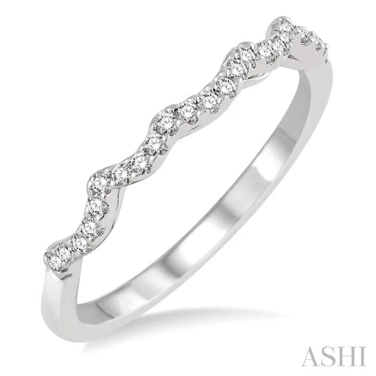 1/6 Ctw Round Cut Diamond Matching Wedding Band in 14K White Gold