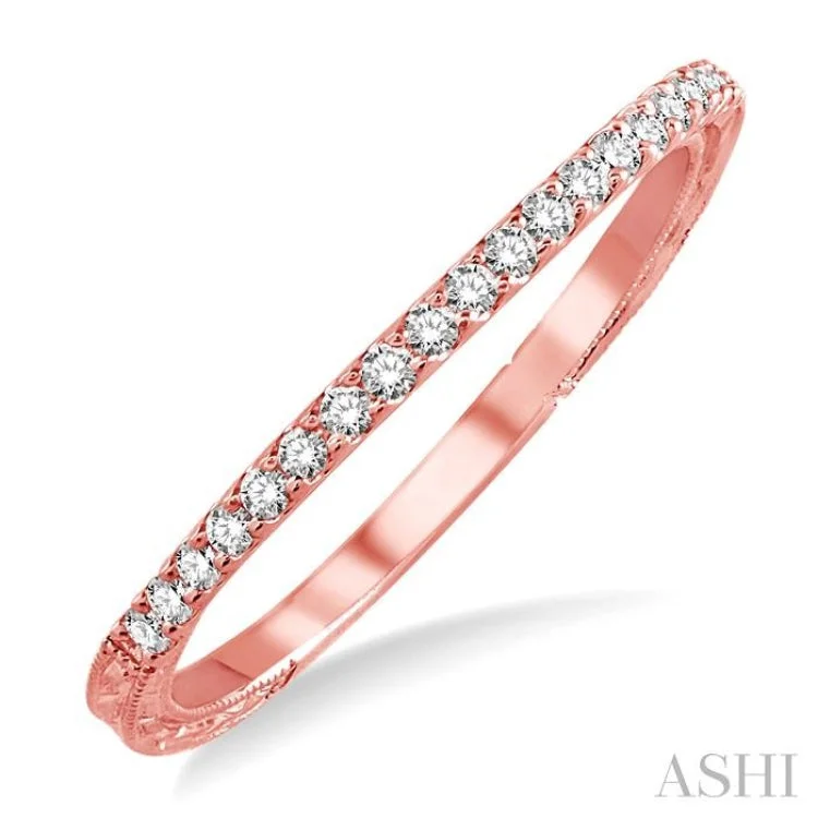 1/6 Ctw Round Cut Diamond Wedding Band in 14K Rose Gold