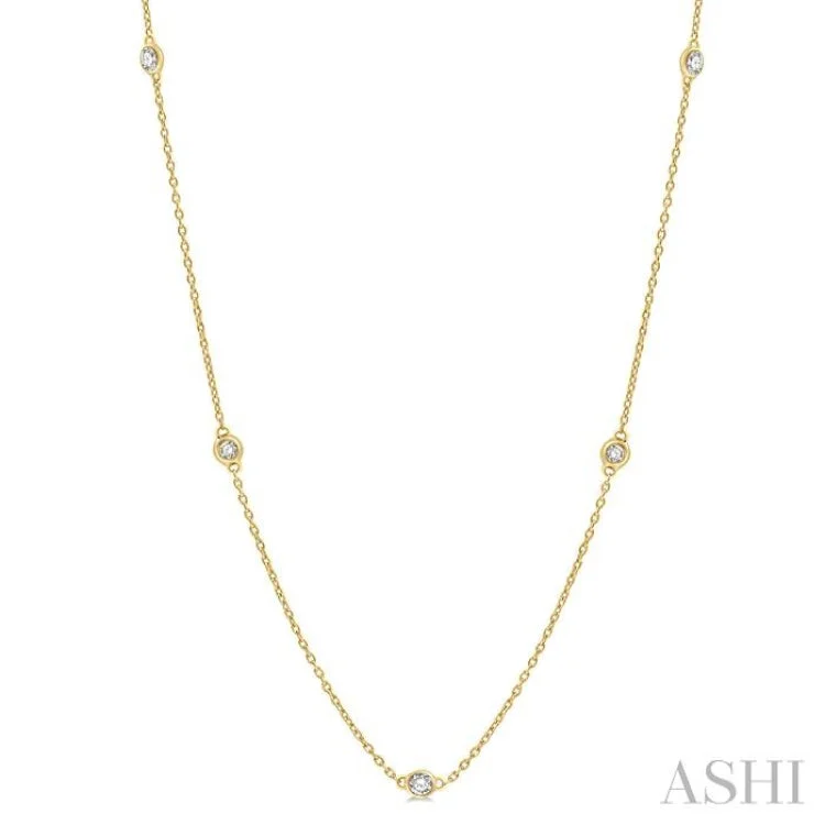 1/4 Ctw Round Cut Diamond Fashion Necklace in 14K Yellow Gold