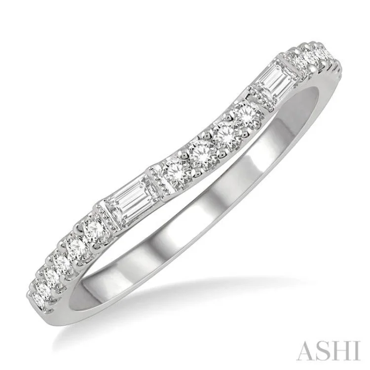 1/3 ctw Arched Baguette and Round Cut Diamond Wedding Band in 14K White Gold