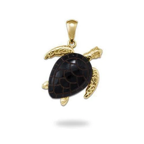 Honu Black Coral Pendant in Gold - 19mm