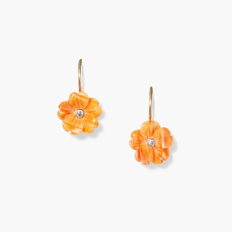 14k Gold Lion Paw Flower Earrings