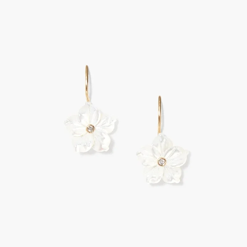 14k Gold Mother of Pearl Flower Earrings