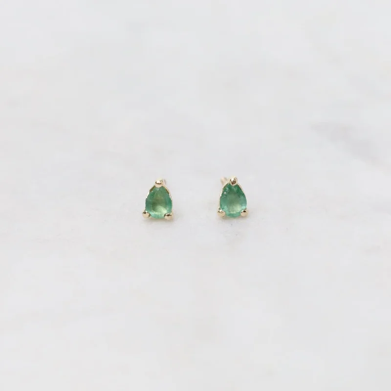 14k Yellow Gold Emerald Pear Post Earrings